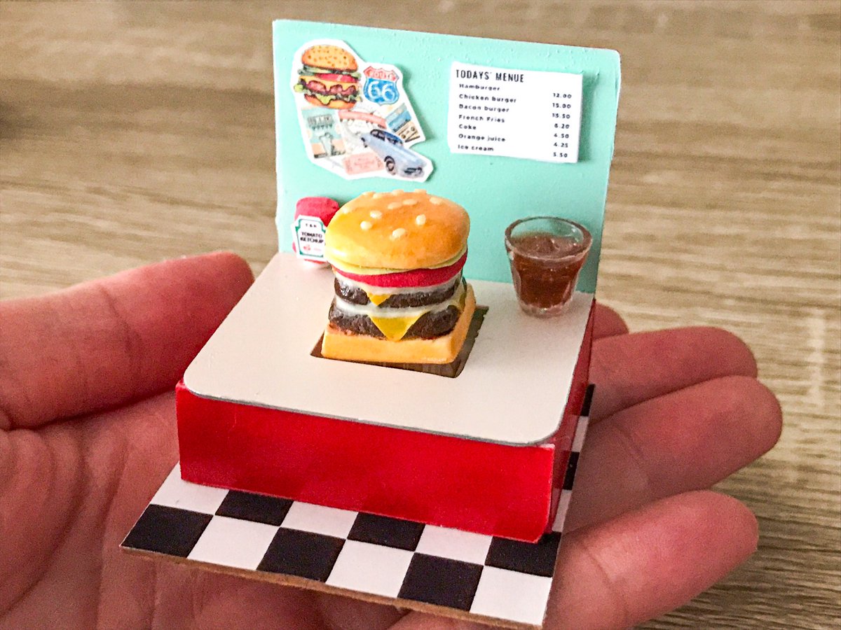 keycapfk's tweet photo. 明日コミケ103に出展します！

食べられそうなキーキャップ
ぽちぽちできる卓上ディスプレイ付き✨
ブースにでお待ちしております😄

ブース : U31a-b 東2ホール
出展日 : 12/31(日)
出展名 : Foodie &amp; Key
#C103 #C103お品書き https://t.co/nL1NCoLGYB