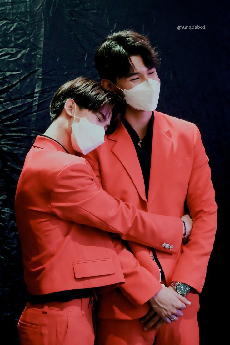quariux09's tweet photo. Red bcuz it's my fave color ♥️
#JaFirstWears
#JaPhachara #จาพชร #TeddyJa #First_Chalongrat #รักแรกของเฟริสท์ https://t.co/1kIey2VI3K