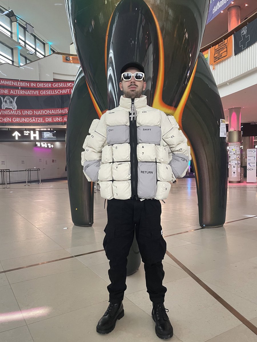 Rate my fit #37c3