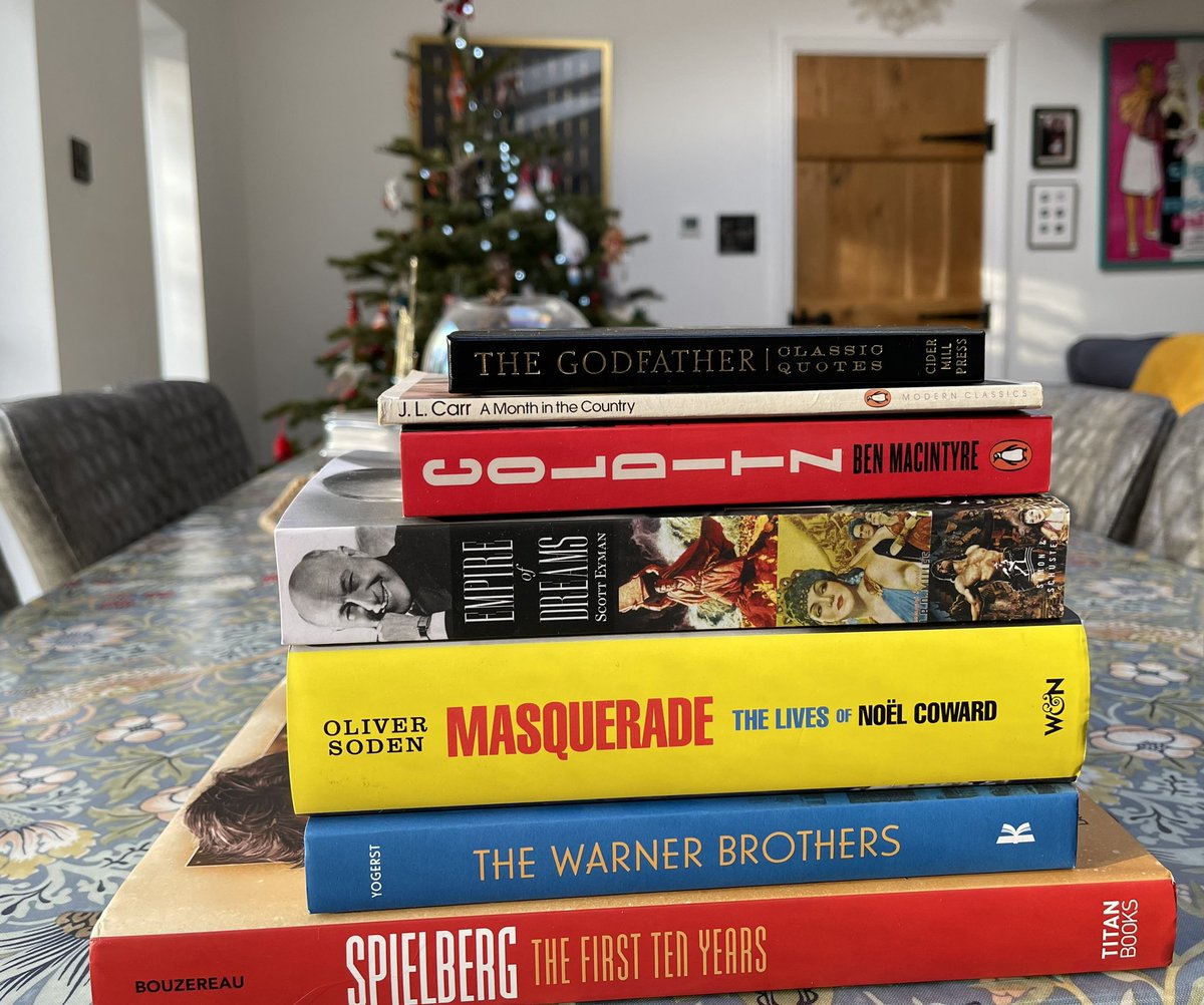 JayAGlennie's tweet photo. My Christmas book haul. If anybody knows how to extend our twenty-four day please pass on the recipe to me, I’d dearly love to grab some more hours! 

#reading #books https://t.co/qNR6zJIMkJ