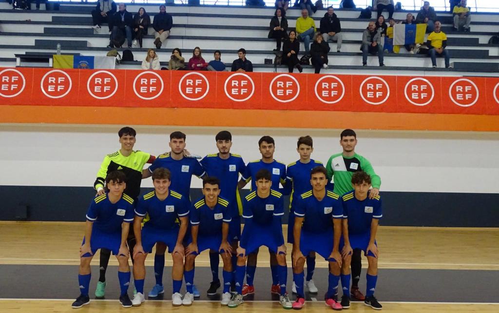 fedfutcanarias's tweet image. 🇮🇨🥅 | La #SelecciónCanaria Sub-19 no puede con @FCF_CAT en la ultima jornada del Campeonato de España y se queda a las puertas de la Fase Final.

📸 Galería de fotos en Facebook 

#VamosCanarias | #FutsalRFEF
