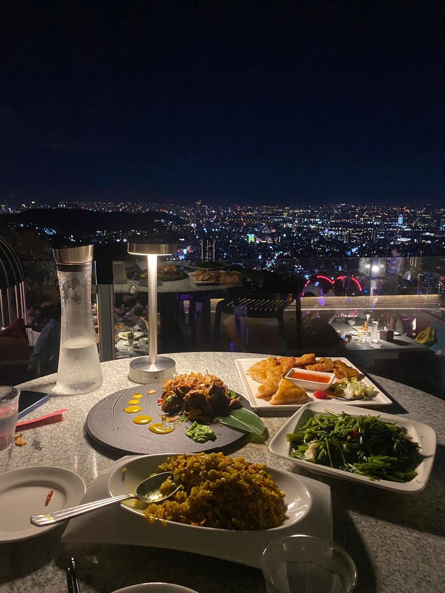 都市は美しく、夜は美しく、都市の夜はもっと美しい。
