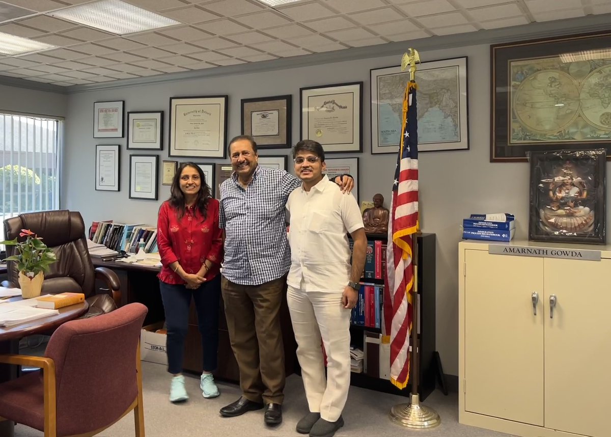 PrithviHalappa's tweet photo. On my visit to the #USA 🇺🇸, discussed certain developments with our family friend and Founder of @AKKA_USA (Association of Kannada Kootas of America) & Attorney (Immigration & Naturalisation Councillor) Amarnath Gowda Ji…
#india #akkausa #attorney #immigration #prithvihalappa https://t.co/7RB5TJQIrd