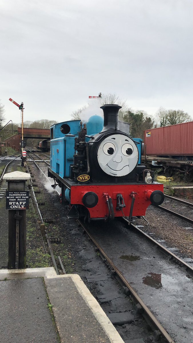 Seeing this beauty on the Nene valley railway in Peterborough 

@_NeneValley 

#thomasthetankengine #nenevalleyrailway