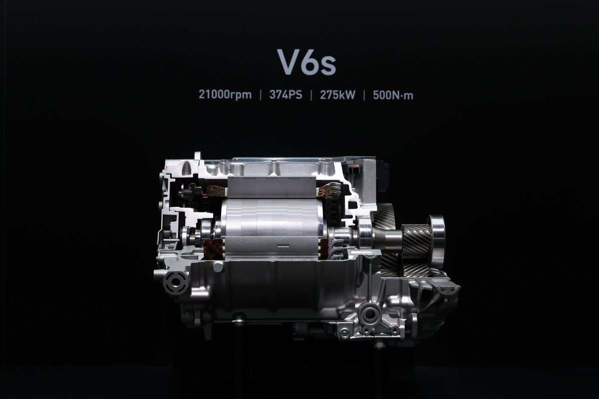 leijun's tweet photo. E-motors are one of the most essential components in EVs. They directly determine the performance. We've built two at once: V6 (220kW) and V6s (275kW). Both are in mass production and will soon be powering #XiaomiSU7! https://t.co/zFrczOJfAr