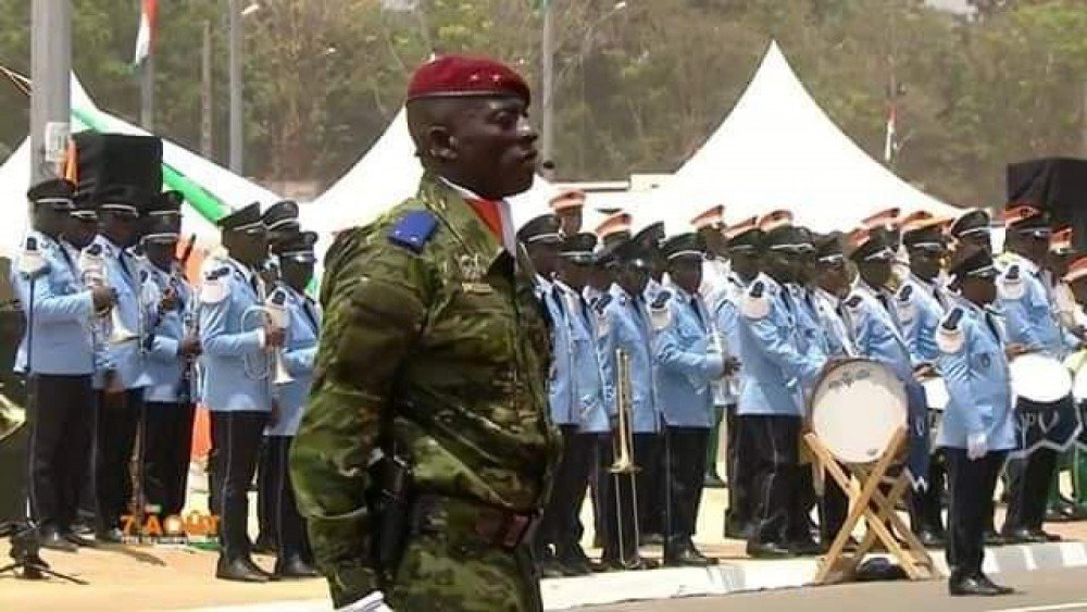 Koaci's tweet photo. Côte d'Ivoire : Face aux menaces régionales, Ouattara nomme le Général Cherif Ousmane à la tête de l'armée de terre https://t.co/06pZzNJAYp https://t.co/IWyBEp6Mm9