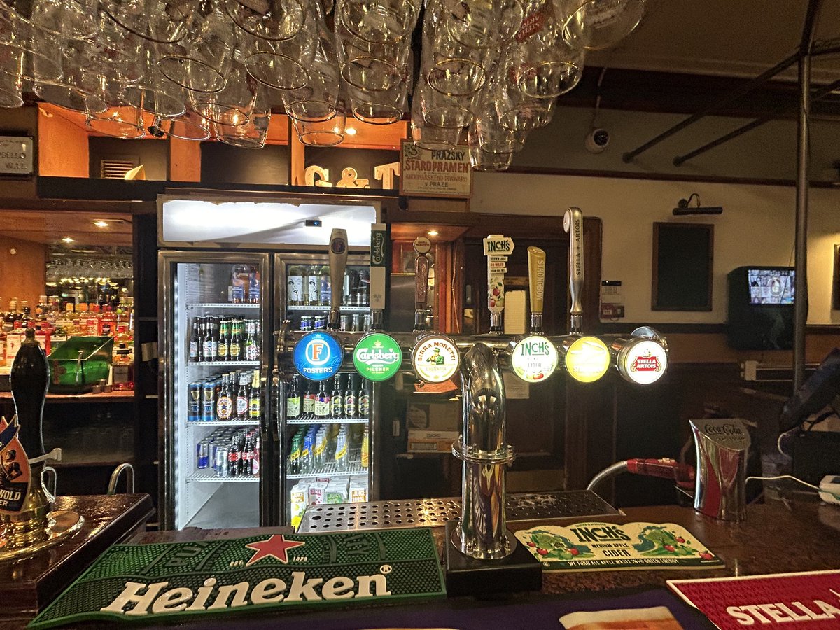 PubsSaving's tweet image. Beers on at The Coronet on Holloway Road today! 6 real ales on. #pubsreopening