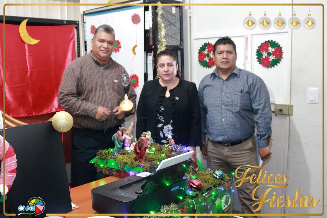 Miembros de Junta Directiva y el Departamento de Inventario del CONADI, les desean felices fiestas.