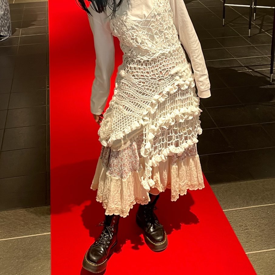 _KINYOUB_'s tweet photo. ニットドレスを編みました🤍纏う展という服飾展示に出すことができて、いろんな方に実際に着てもらいました。
来年も可愛いものを作り続けたいな https://t.co/cAjOwwgbZe