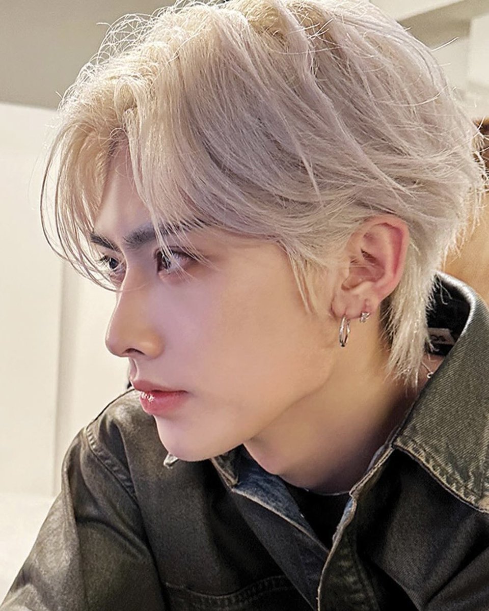 dalxhu's tweet photo. 리키 너는 고개숙이지마라
진짜 눈알굴러떨어진다 https://t.co/WtOqt4IWul
