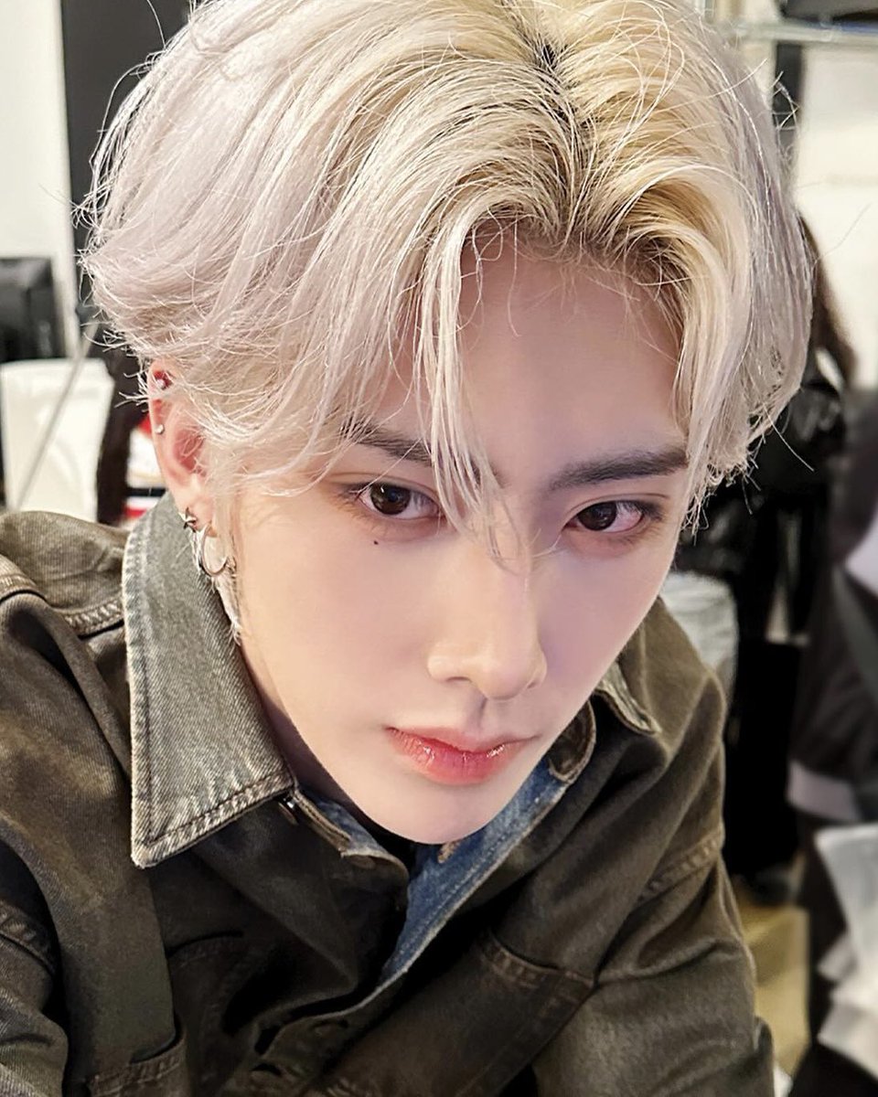 dalxhu's tweet photo. 리키 너는 고개숙이지마라
진짜 눈알굴러떨어진다 https://t.co/WtOqt4IWul