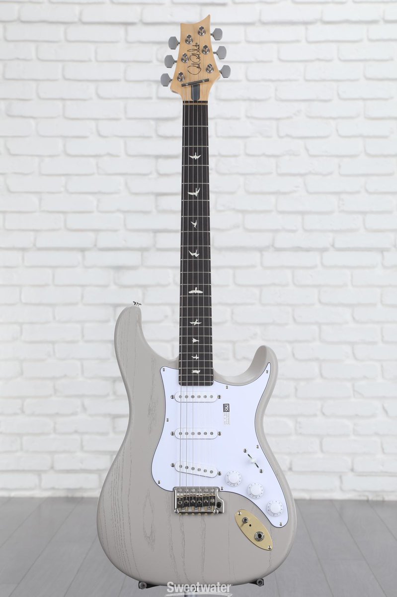 rwyjunior's tweet photo. Just got an email from @SweetwaterSound ... something #DeadSpec this way comes 🤔🤔🤔 https://t.co/7ib966YrOU