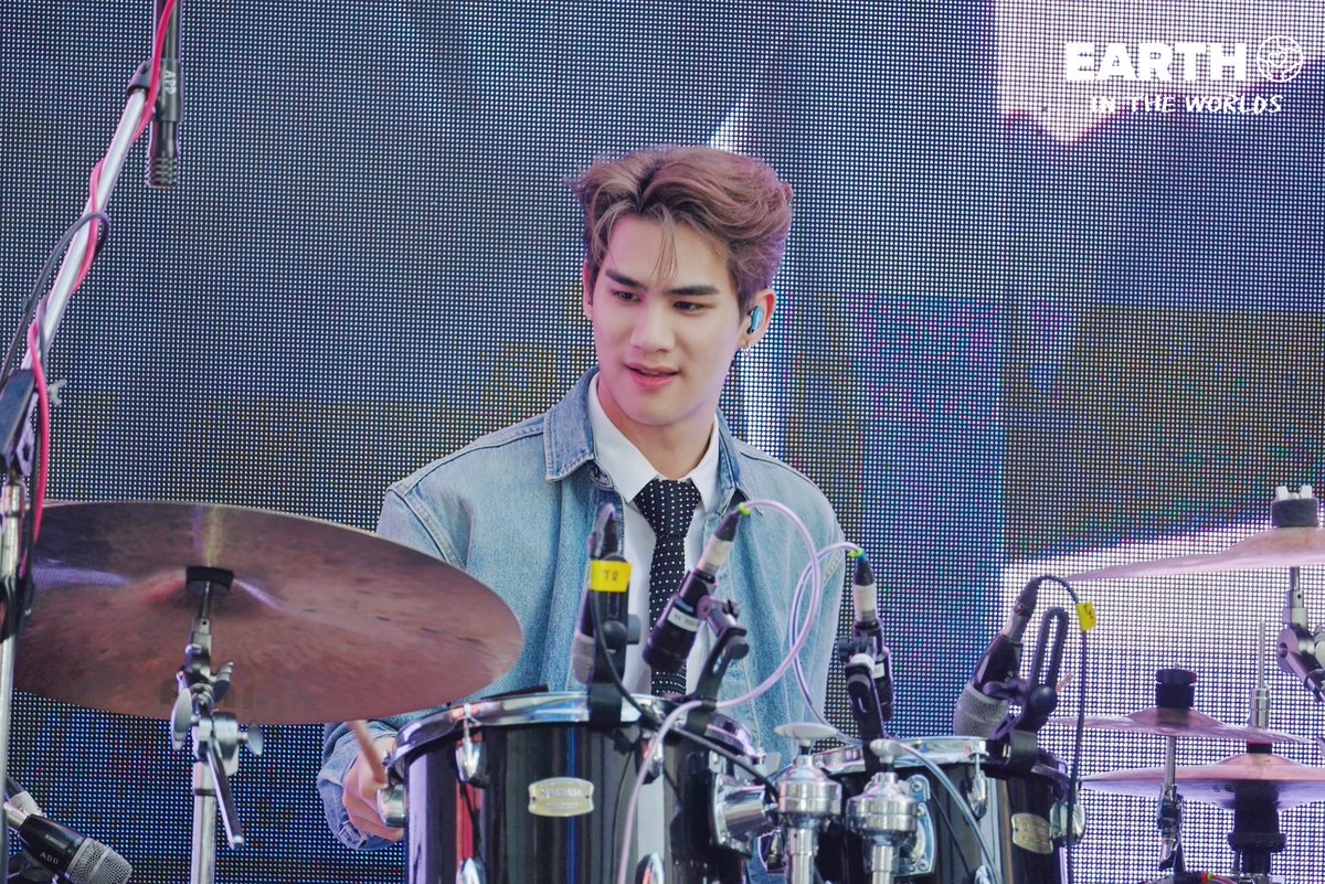 earththeworlds's tweet photo. ฟาดหนักๆส่งท้ายปี2023 🥁
@EarthEPD
#พี่เอิ้ด
#Earthepd
#โลกของนักเก็ต
#emwinterwonderland2023 https://t.co/yi5cetIeS5