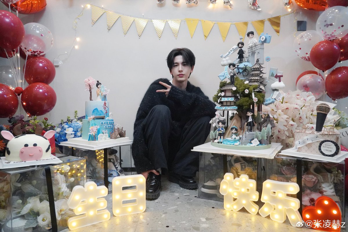 •123023• zhang linghe weibo update 🚀 (1)

📝: another year🎂

#zhanglinghe #张凌赫 #ZhangLinghe26thBirthday #HappyZhangLingheDay
