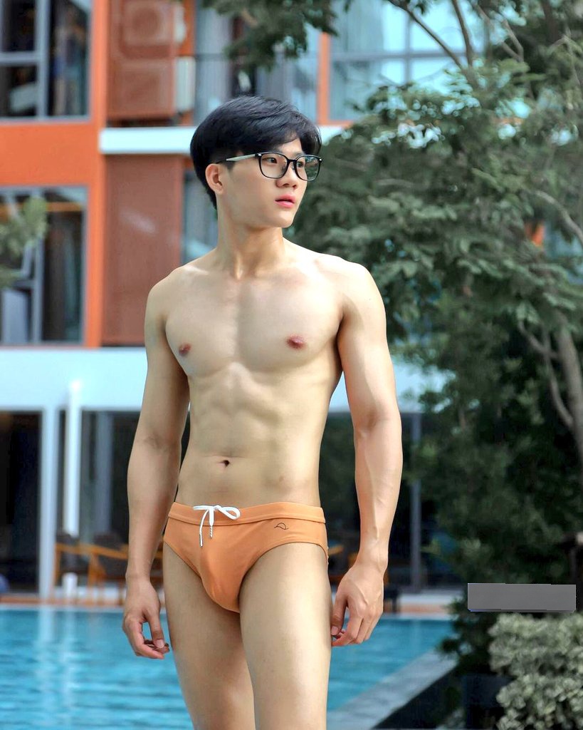 Sx_man0's tweet photo. Hot Thailand 🔥🇹🇭

Handsome boy 💦

#gay #handsome https://t.co/TgAVZ8EzHw