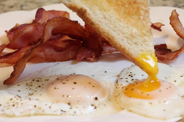 DinnerPlanner's tweet photo. Good Morning - what's for breakfast in Pittsburgh?  How about some "dippy eggs" for yins!  https://t.co/qhyK8nb9To  #breakfast https://t.co/uZwWlQPzSe