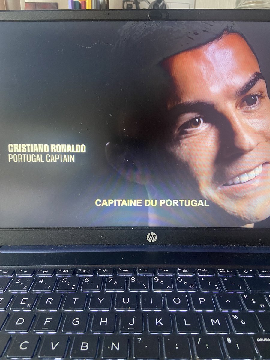 « Je ne cours pas après les records, les records me cours après » 
AHAHAHAHAHHA C’EST QUOI CE CULOT SANS DECONNER 

#netflix #cr7 #penaldo #capitaine #coupedumonde