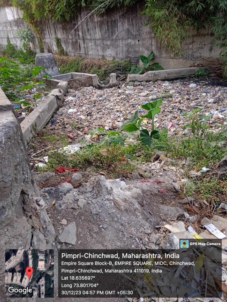 <a href="/HardeepSPuri/">Hardeep Singh Puri</a> <a href="/MoHUA_India/">Ministry of Housing and Urban Affairs</a> <a href="/SwachhBharatGov/">Swachh Bharat Urban</a> <a href="/SwachhBharatApp/">Swachh Bharat App (Antariksh)</a> <a href="/PMOIndia/">PMO India</a>
Swach Maharashtra  
Photos from Pimpri Chinchwad area
Sadly such rampant garbage dumping is on the roadside &amp; streams which happens quite regularly
Dumping &amp; burning of garbage needs to be addressed urgently
