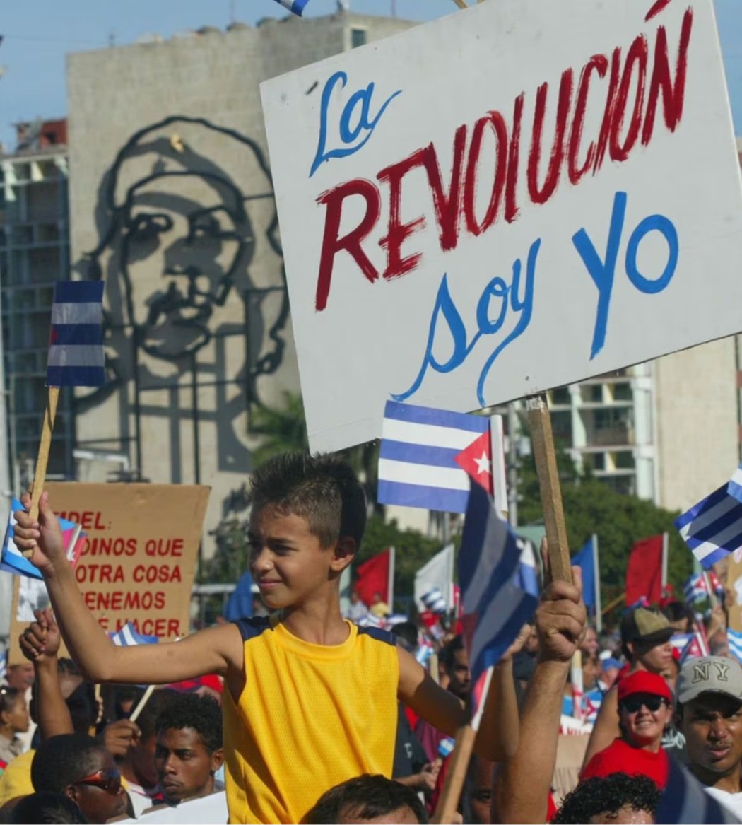 Cuba sigue conquistando  logros, frente a décadas de bloqueo económico, comercial y financiero de Estados Unidos, gracias a la voluntad política del Gobierno y la activa participación popular.
#EstaEsLaRevolución #JuntosPodemos #CubaCoopera
#BMCGuineaBissau