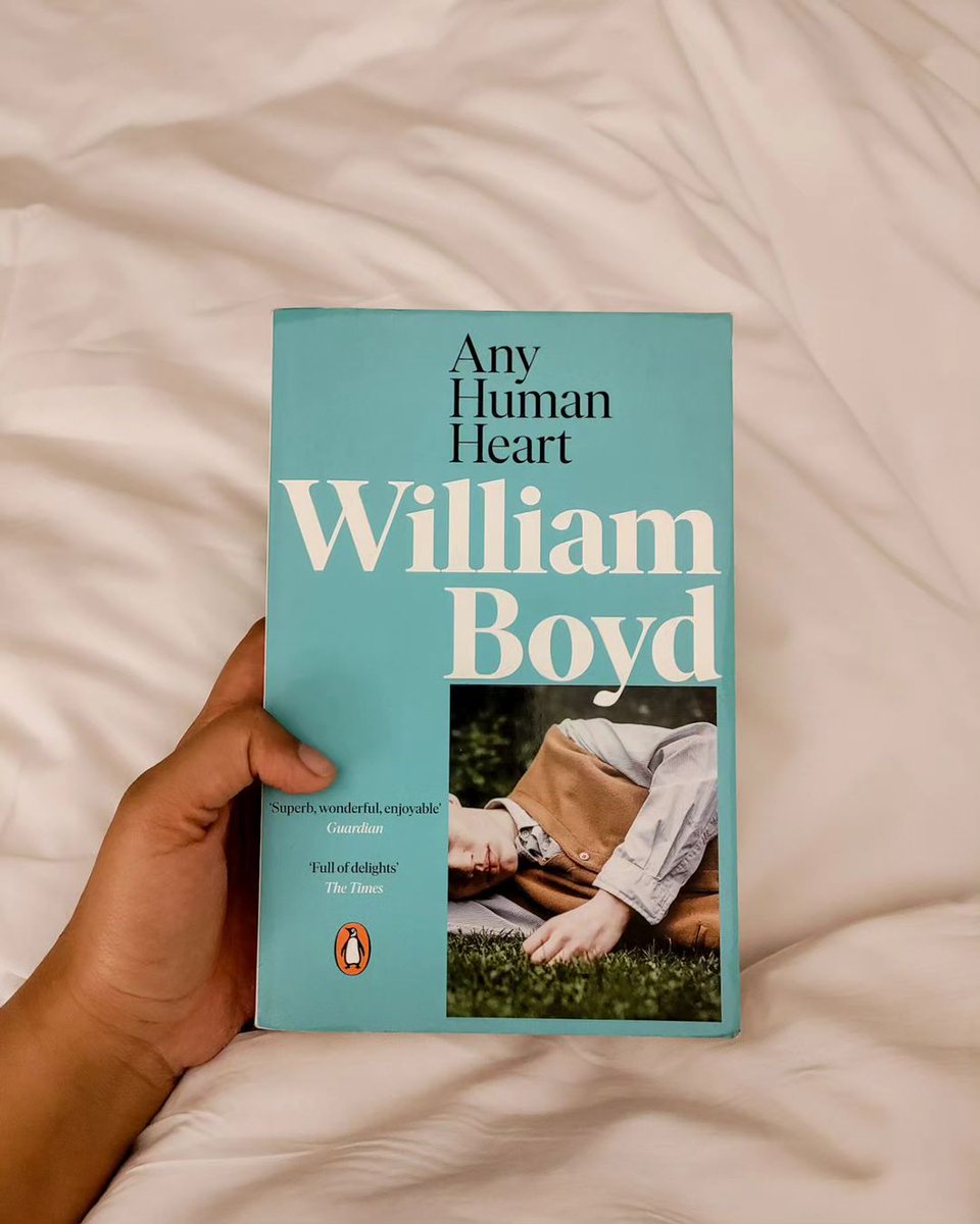 It's almost the end of December, which means it's the last few days of our Book of the Month: Any Human Heart by William Boyd. Read an extract, or browse articles which explore more about the book and its author here: thebookerprizes.com/the-booker-lib… #BookerBOTM