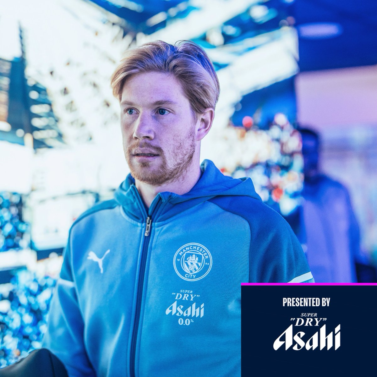 ManCity's tweet photo. 👋 @KevinDeBruyne 🇧🇪

#ManCity | #AsahiSuperDry https://t.co/hQIwFYyTu6