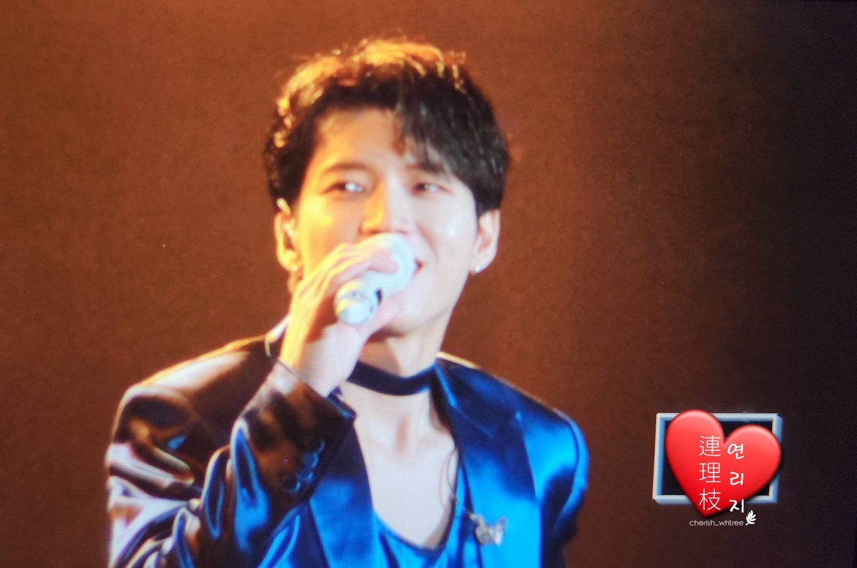 cherish_whtree's tweet photo. 231230 식목일3 콘서트 프리뷰
초커 그런거 위험해. 내 심장 지켜

#우현 #남우현 #인피니트 #식목일3 https://t.co/lXxNdDq2PO