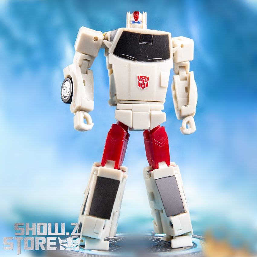 ShowZStore's tweet photo. [In Stock] XTransbots Mini Series MX-01 Fuzz Streetwise
Material: ABS
Height: 10cm / 3.94"
$33.99 Free Shipping
--------
👇links👇 
https://t.co/hGzV1tmiQv

#xtransbots #xtb #miniseries #mx01 
#actionfigure #transformer #modelkit #showzstore #Showzdailyreport https://t.co/GZRLdc13AL