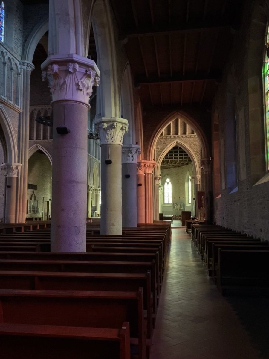SmissBf's tweet photo. I prefer a church without shiny golds, simplicity and tranquility were one can sit and meditate. https://t.co/s4y6hxXK9c