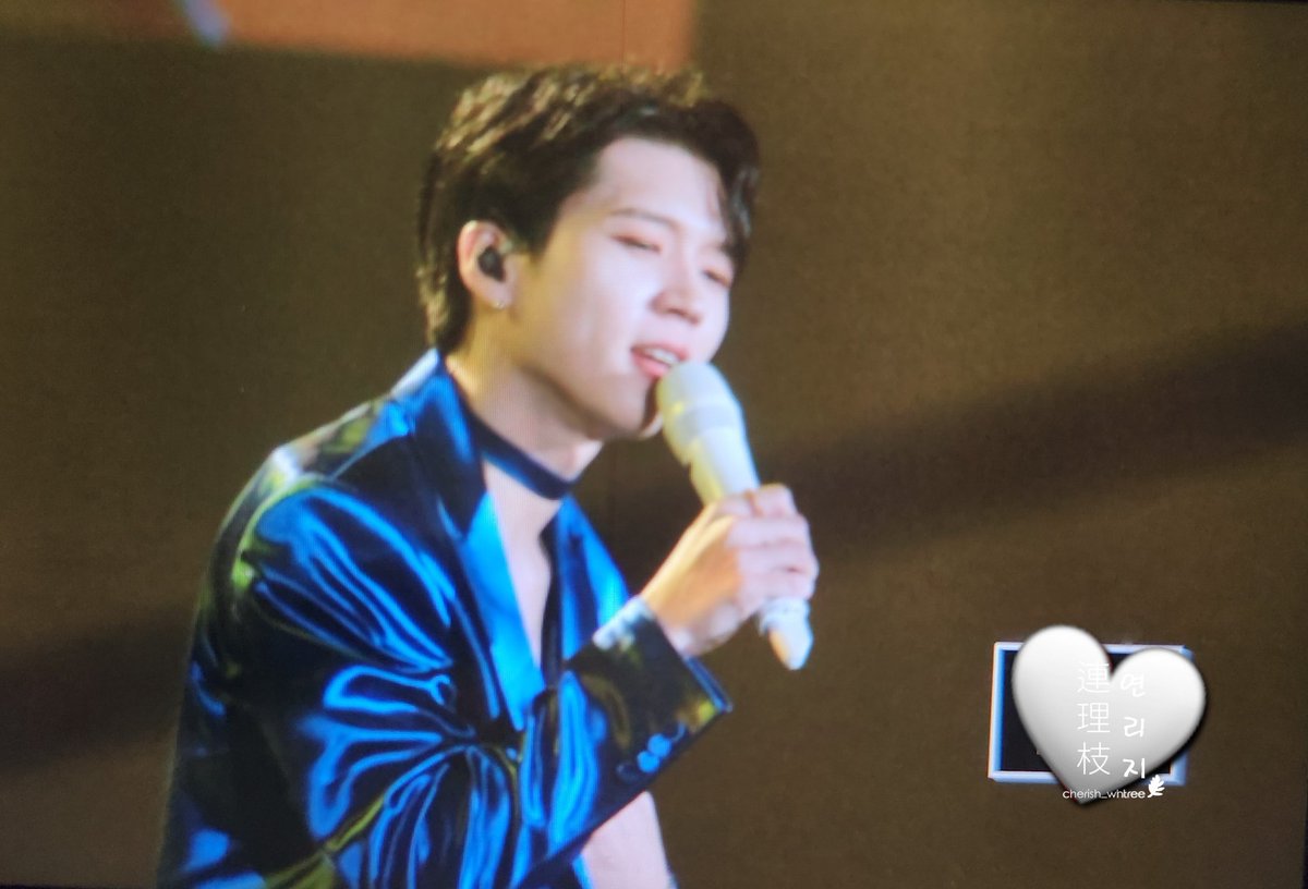 cherish_whtree's tweet photo. 231230 식목일3 콘서트 프리뷰
울지마 그렇게 울지마 사랑해 나도

#우현 #남우현 #인피니트 #식목일3 https://t.co/h8zpIc2fY8