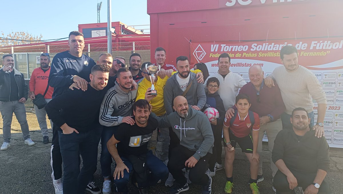 fpsevillistas's tweet image. Entrega de trofeos a los más veteranos!!!
Campeón-PS DE Almería
Subcampeón-PS Dos Hermanas
Terceros-PS Bormujos.
Enhorabuena !!!!
@fpsevillistas
@AAlompe
@CEI_Tartessos
@decoclaim
@NuevoTrofeo
#Vartor #Andaluzadefontaneria