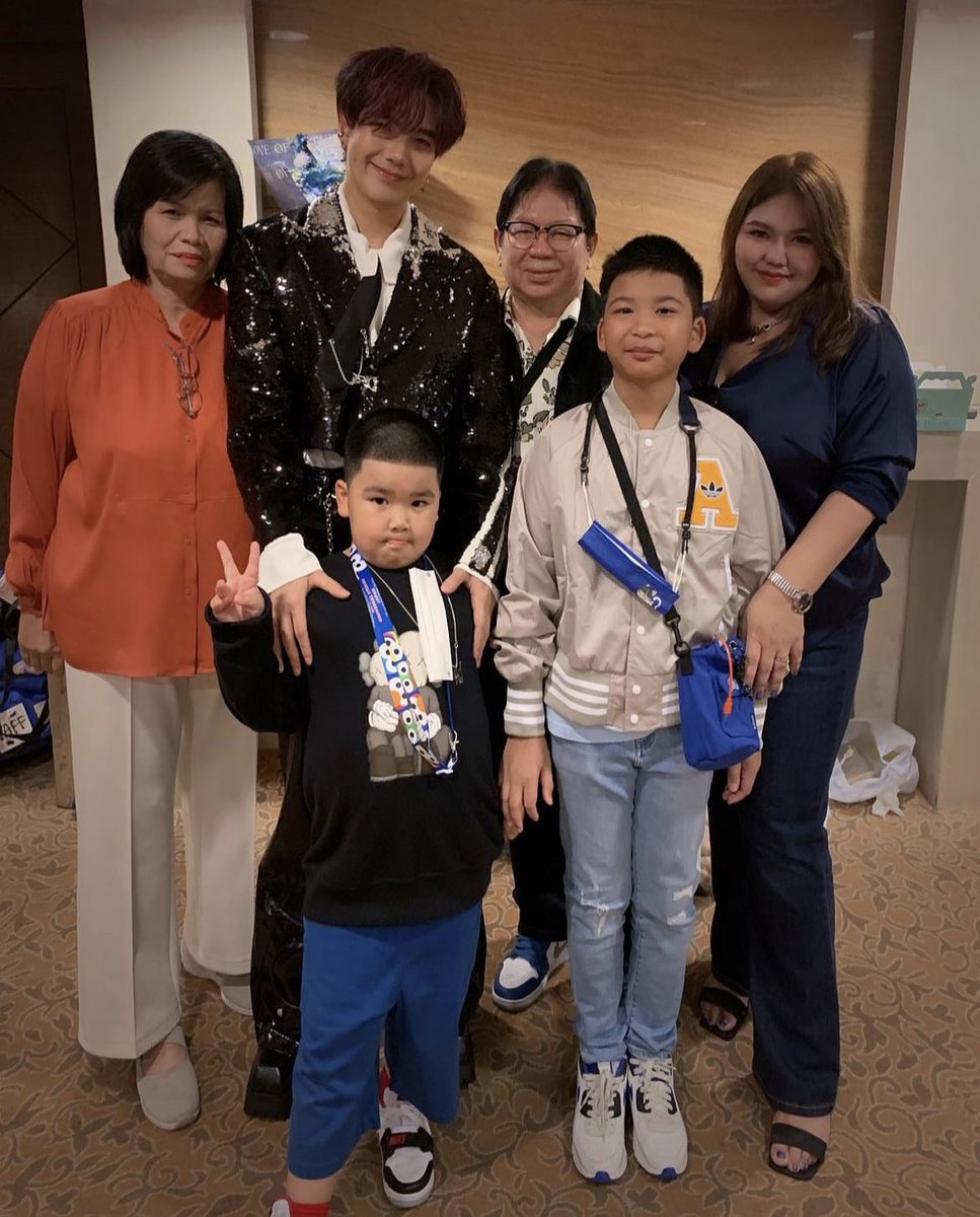 morgana_byl's tweet image. Wishing Biu and his family the best in 2024 💙 

2024 WITH BUILD JAKAPAN
#NYresolutionWithBuild
@JakeB4rever