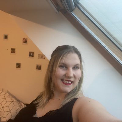 DwzLucie's tweet photo. #NouvellePhotoDeProfil https://t.co/Y8imiuS2KP