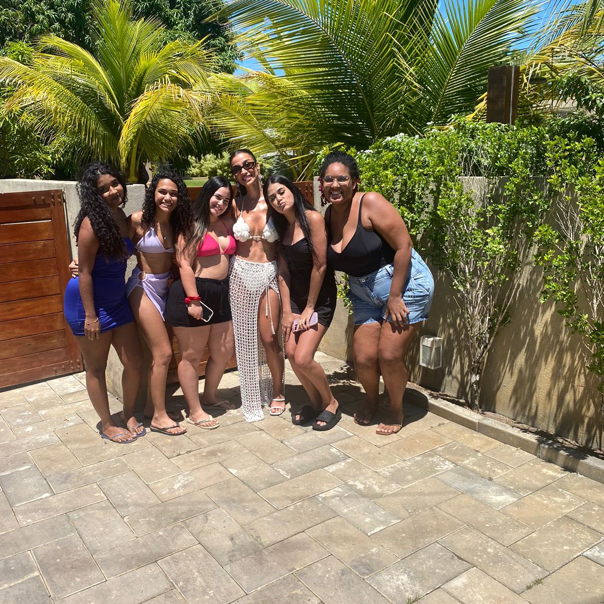 Não poderia faltar o último encontro de 2023 com as batatinhas dela! 

Bianca obrigada por sempre ser tão incrível e especial quando se trata da gente 🍠🩷