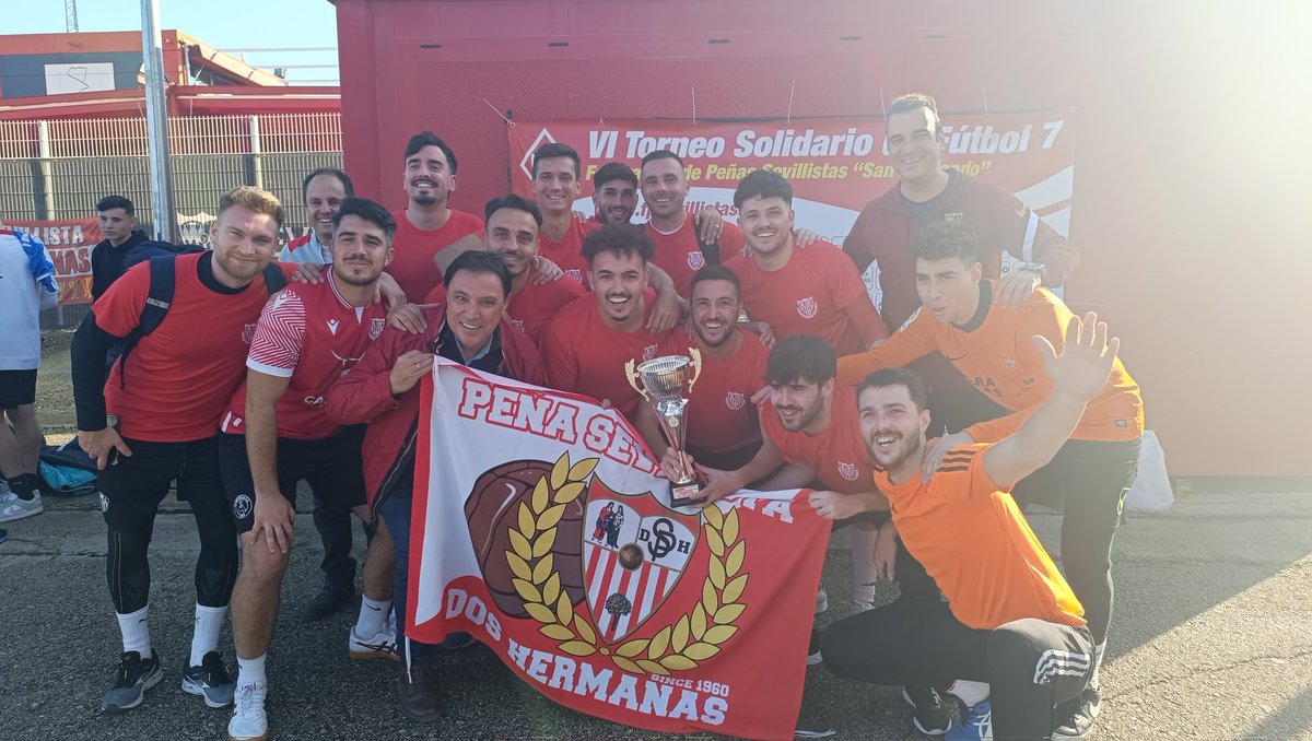 fpsevillistas's tweet photo. Entrega de trofeos a los más Senior!!!
Campeón-PS Dos Hermanas
Subcampeón-PS La Colina de Gelsenkirchen
Terceros-PS Nunca se rinden
Enhorabuena !!!!
@fpsevillistas
@AAlompe
@CEI_Tartessos
@decoclaim
@NuevoTrofeo
#Vartor #Andaluzadefontaneria https://t.co/2Bsa1TCyyh