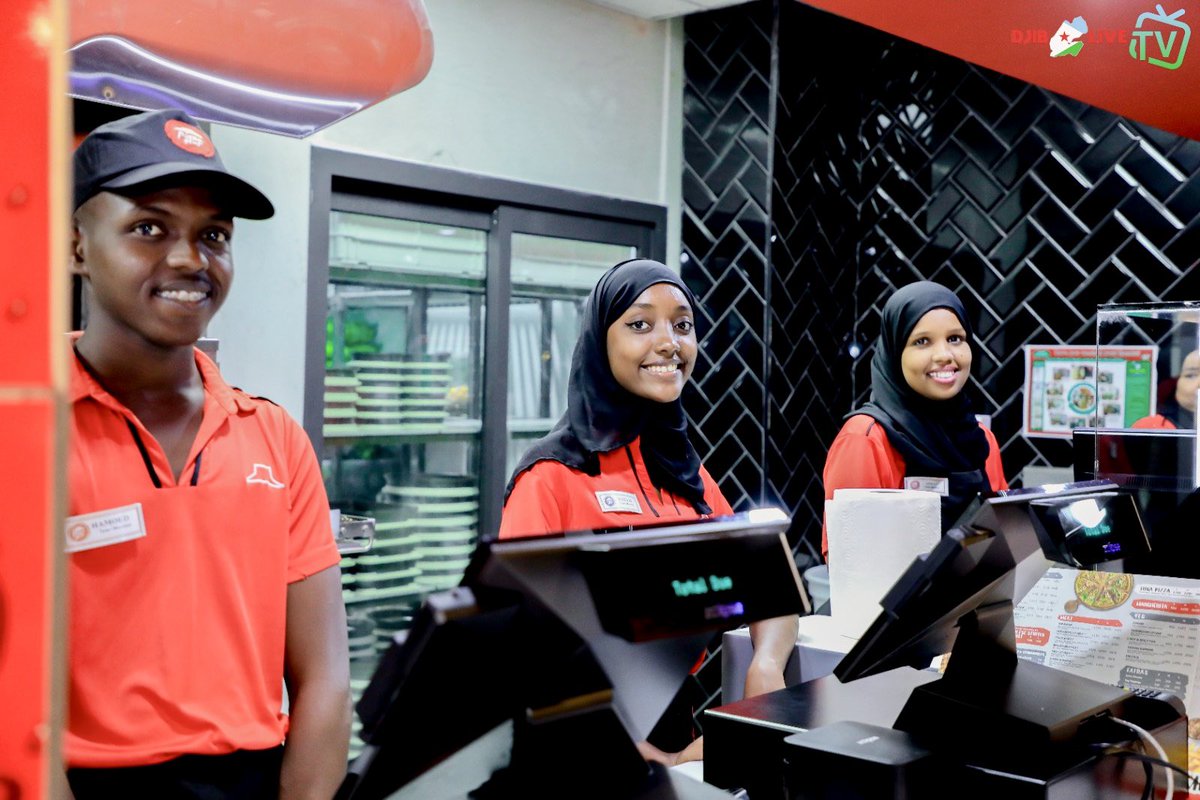 LiveDjib's tweet image. La journée du vendredi 29 décembre 2023  a été marquée par l’inauguration de la branche de Pizza Hut à #Gabode! Plusieurs invités ont honorés de leur présence! Les instants magiques en photos!

#PizzaHutDjibout
#Djibouti