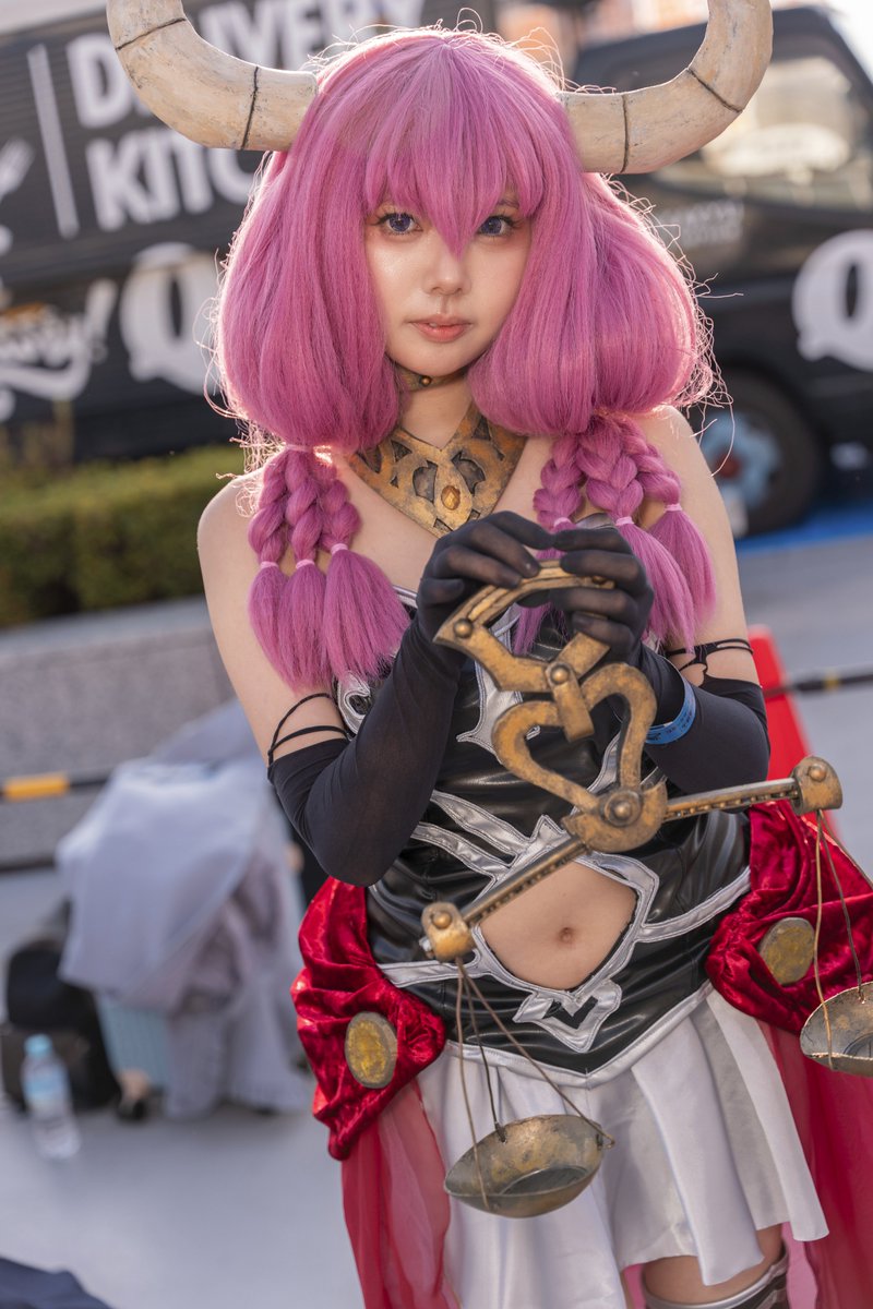 cam_alicey's tweet photo. トキワさん (@TKWcos)
葬送のフリーレン / アウラ

撮影させていただき、ありがとうございました。
自◯ポーズ頼みそこねてしまった…

#C103コスプレ https://t.co/L9QHVNFEol