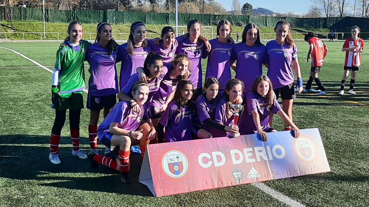 pathleticstzfem's tweet photo. El equipo infantil f11
Campeón en la fase plata en el torneo celebrado en Derio https://t.co/xoqIV4HoVZ