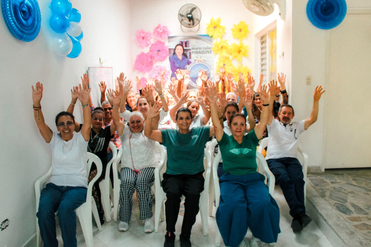 FIMLM's tweet photo. En el 2023 se realizó el Proyecto #BienestarParaLaPersonaMayor en #Medellín • Antioquia 🇨🇴, el cual busca que los adultos mayores fortalezcan su proyecto de vida basado en valores por medio de diferentes actividades de aprendizaje y recreación. 

⭐ Más: https://t.co/kyAmgIOCXV https://t.co/OVb0Hz2tCv
