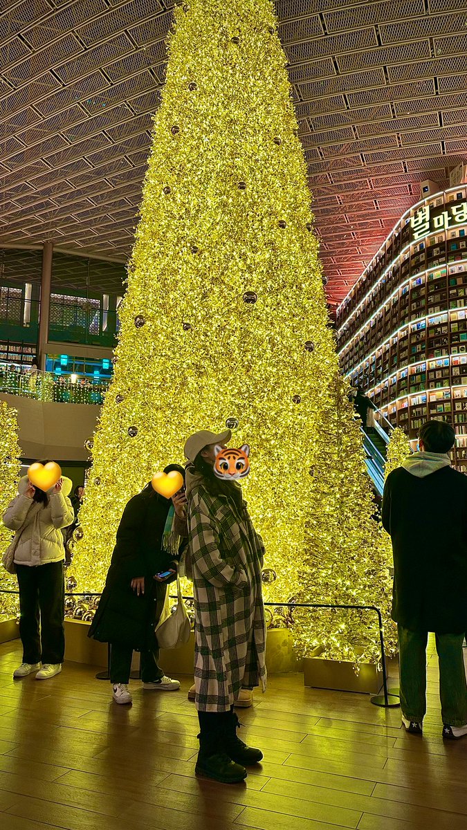 오랜만에 생존신고😀
2023년 마지막 날 되기 8분 전!
내일 모두 행복한 마무리가 되시길 기원합니다❤️

#생존신고 #연말