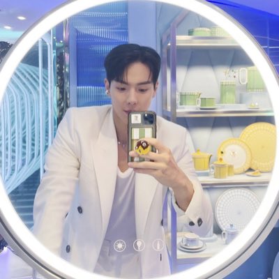 iddylllic's tweet photo. #NewProfilePic https://t.co/HGcYoQn5NJ