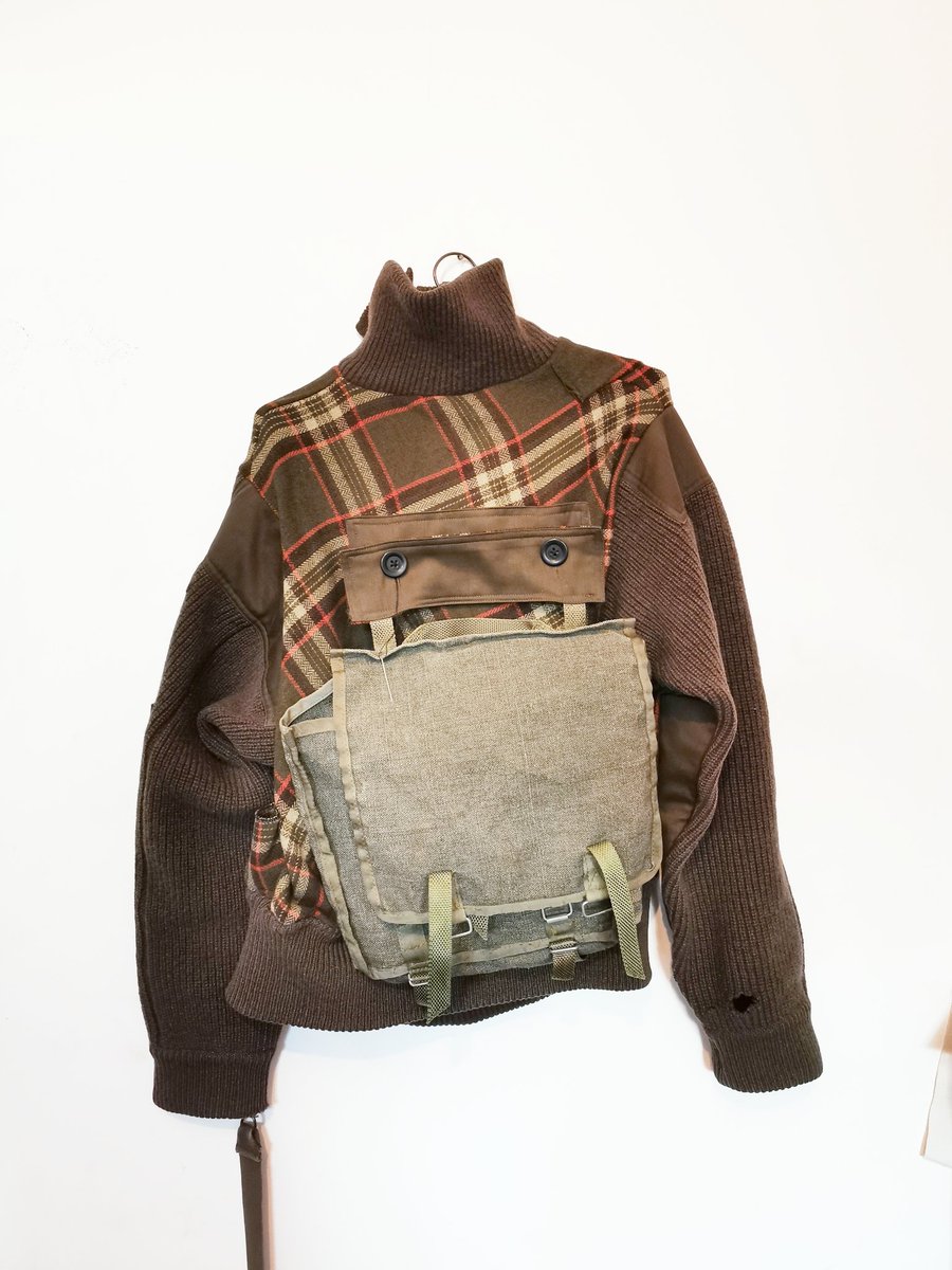 1_o_one's tweet photo. Attachable bag bomber jacket in process. #nft #aiart #gameskins #gamemodeling #gameinspiration https://t.co/NZP6MAfKzE