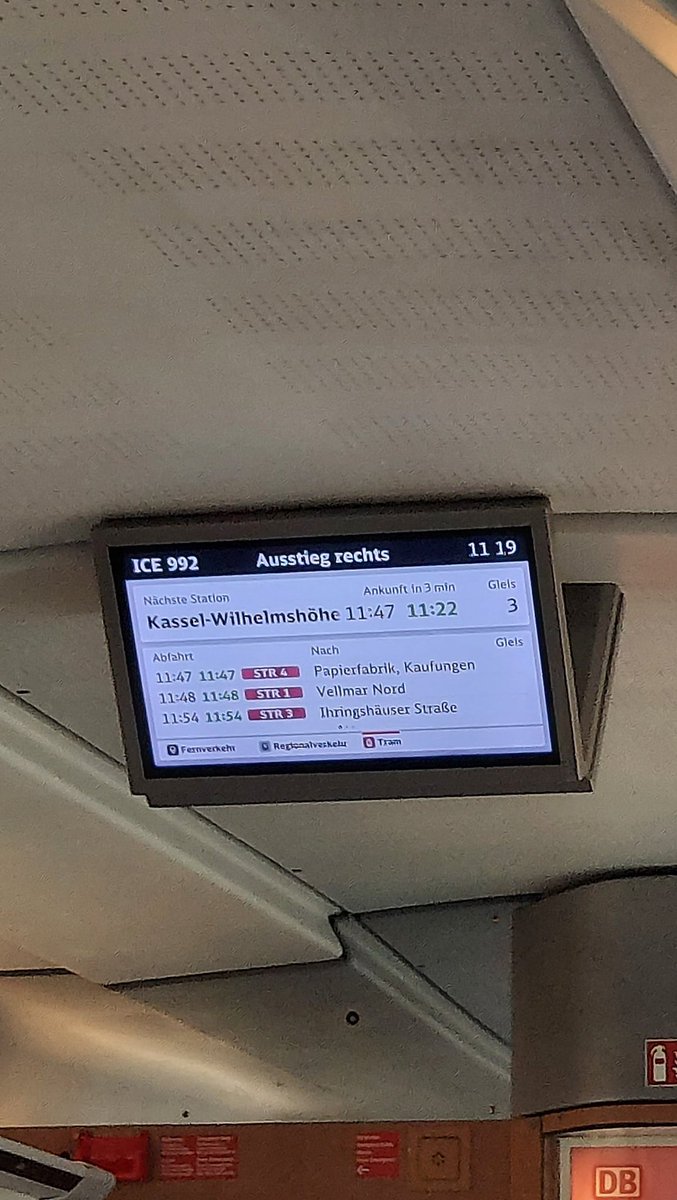lenas_viewing's tweet photo. Krassestes Erlebnis dieses Jahr: ICE kam wo 25 Minuten zu früh an #deutschebahn https://t.co/gqSlUVjOrX