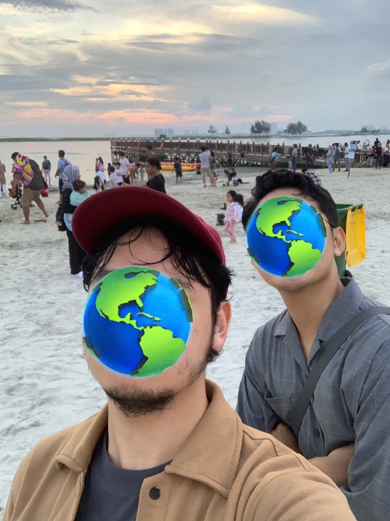 Markrian tweet media