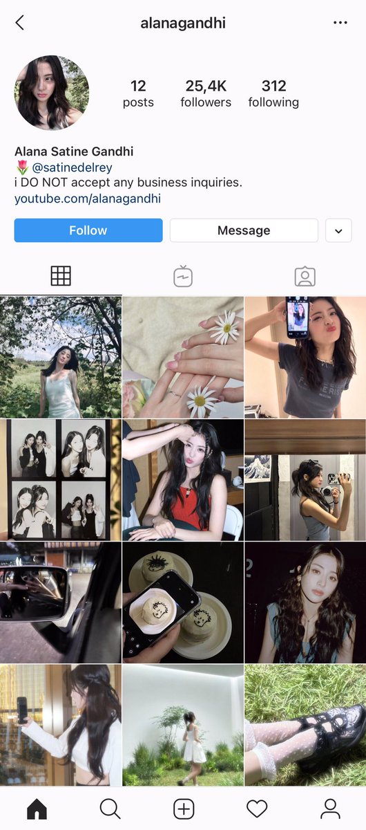 ourjours's tweet image. i create them to keep me sane after the shitty heartbreak #bambyeol #silverissante