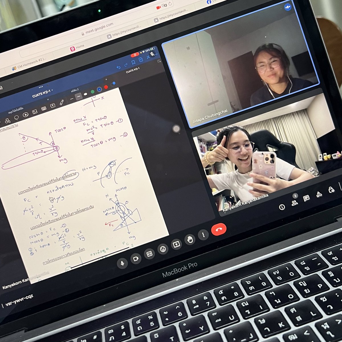 Pfreshy_tutor's tweet photo. #CUATS #CUAAT #isecu #chula #สอบเข้าคณะอินเตอร์ https://t.co/tIRzXgYBoe