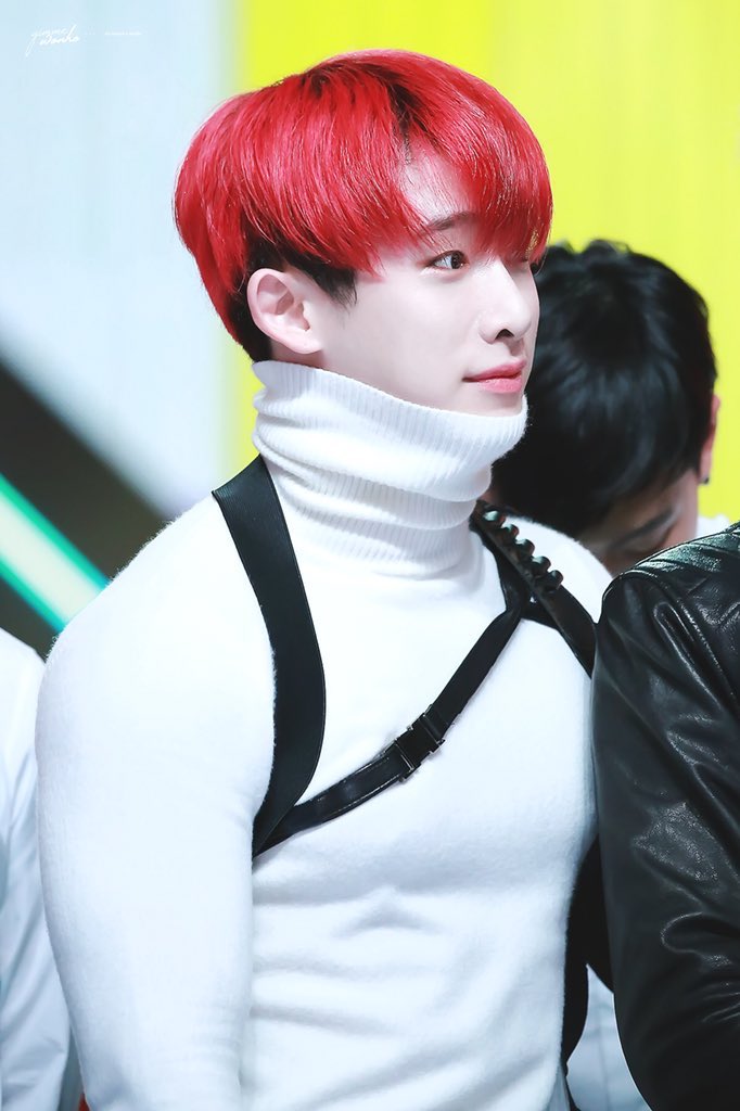 timetowonho's tweet photo. 171231 가요대제전 
#원호 #WONHO https://t.co/V4UIYRLn79