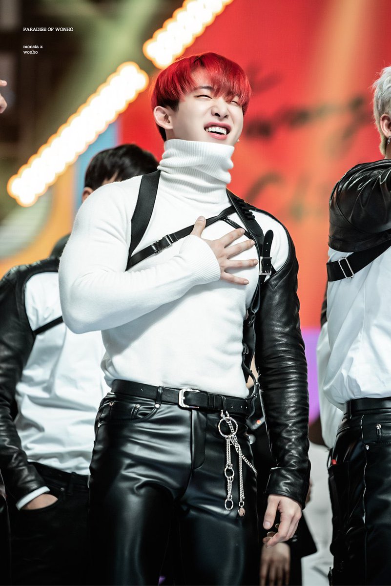 timetowonho's tweet photo. 171231 가요대제전 
#원호 #WONHO https://t.co/V4UIYRLn79