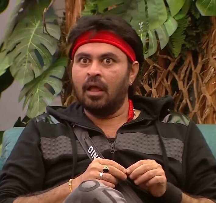 MuzaTweets123's tweet photo. Whom deserve to stay  ??

#biggbosstamil7 #biggbosstamil  #BiggBoss7Tamil #VJArchana
#VijayVarma #Maya #Vishnu

Retweet 🔁                       Like ❤️               
#MCPDinesh                        #Nixen https://t.co/0g3qNirDNm