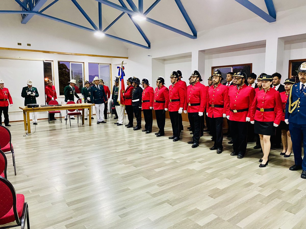 Asamblea General 👨🏻‍🚒👩🏼‍🚒

Con la presencia de Bomberos y Bomberas de las Cuatro compañías, el día de ayer viernes 29 de diciembre, en dependencias del Cuartel Segunda, se llevó a cabo la Asamblea General de nuestro Cuerpo de Bomberos.