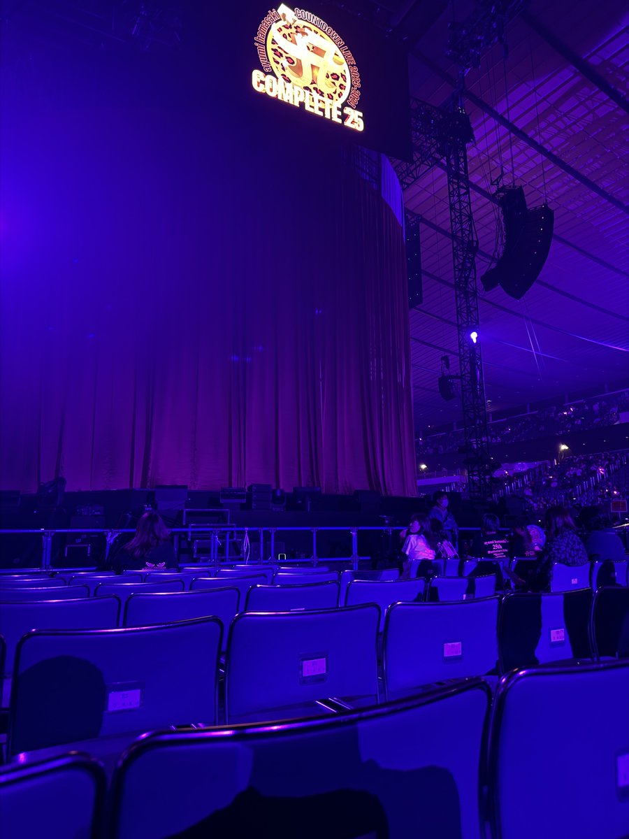 ohsixthirty's tweet photo. Greatest night of my life, thank you @ayu_19980408!!! Only nine rows away from the queen herself! 💜💜💜 #CDL #COUNTDOWNLIVE https://t.co/ZBY75f23Hv